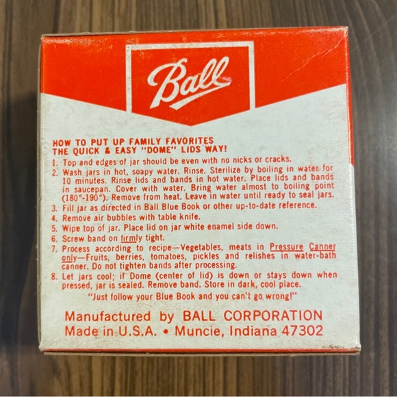 Vintage Ball Fruit Print Dome Lids Box Of 12 - Picture 5 of 7